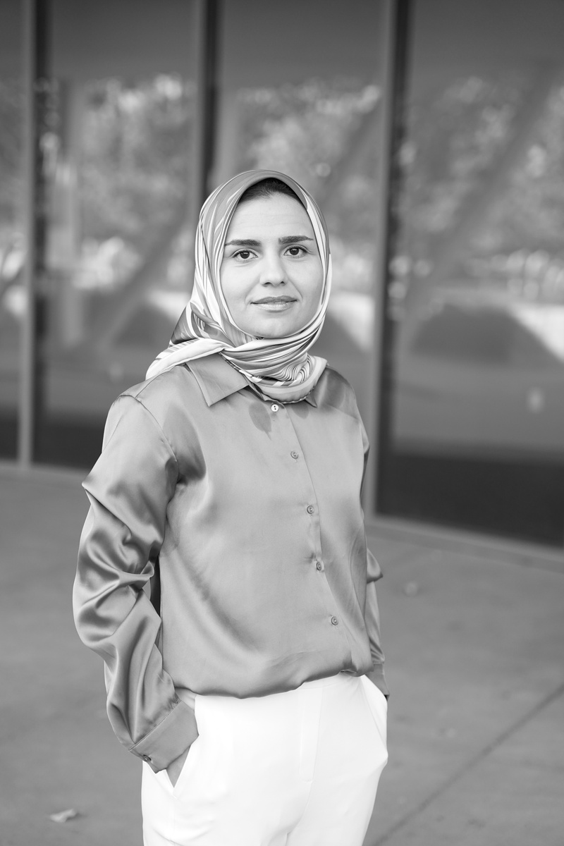 data/images/people/haleh.jpg